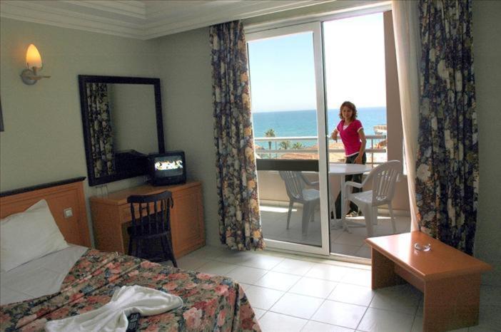 Best Beach Hotel Alanya Rum bild